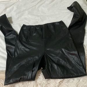 Wilfred free leather leggings